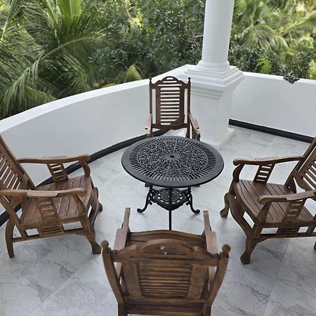 Appartamento Munril Guest Jaffna Esterno foto