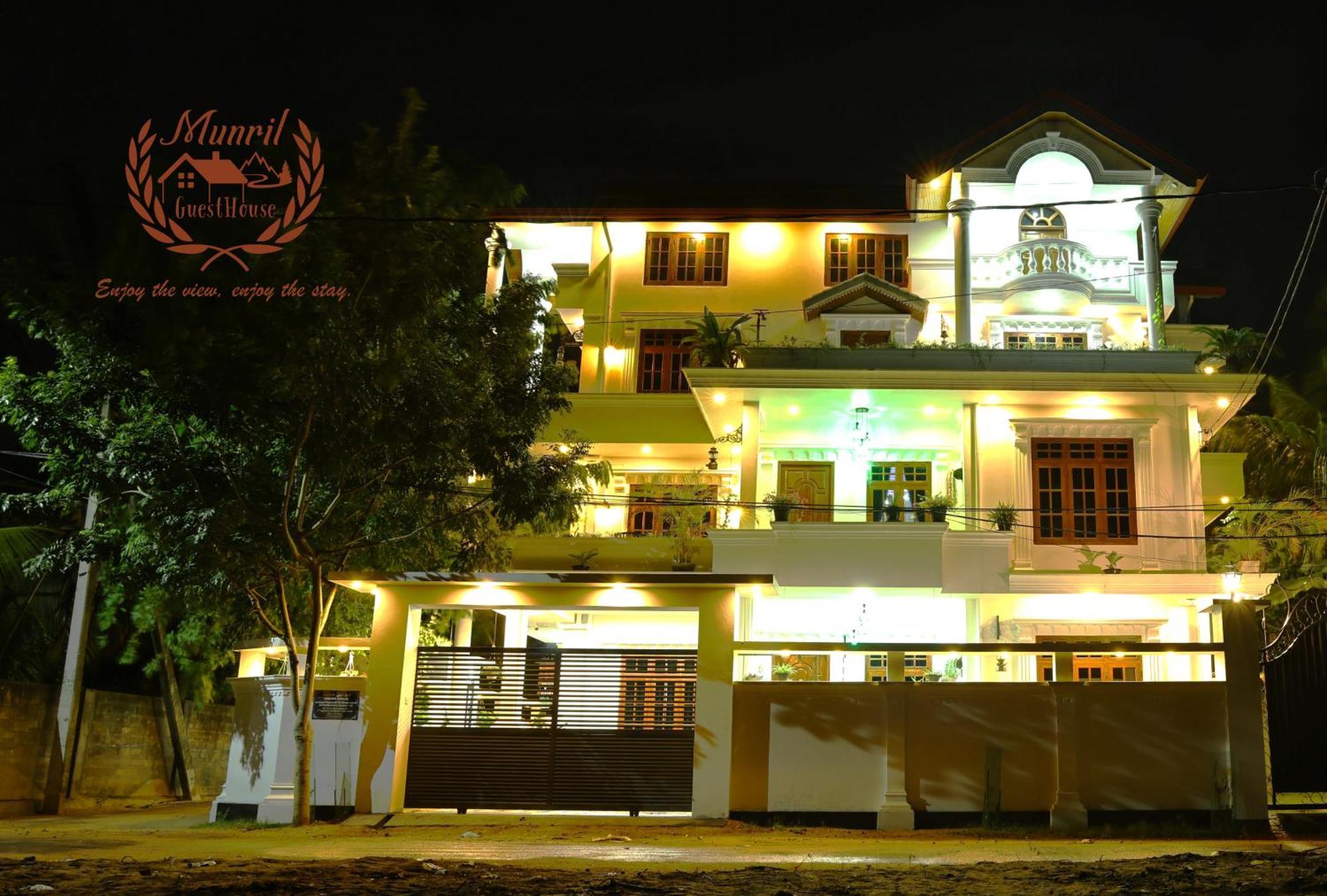 Appartamento Munril Guest Jaffna Esterno foto