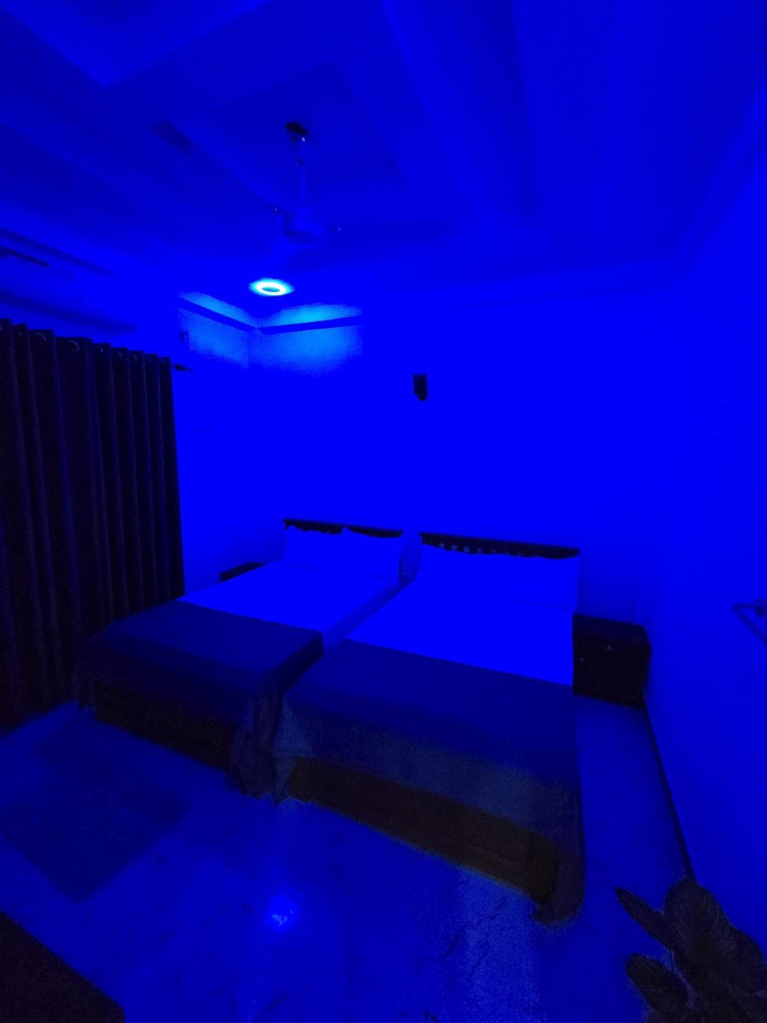 Appartamento Munril Guest Jaffna Esterno foto
